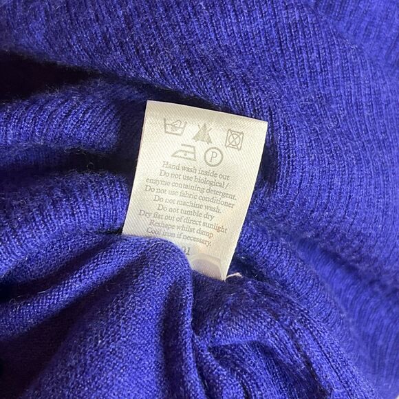 PURE collection Blue Superfine 100% Cashmere Sweater Size 8/10 Medium - Picture 7 of 7